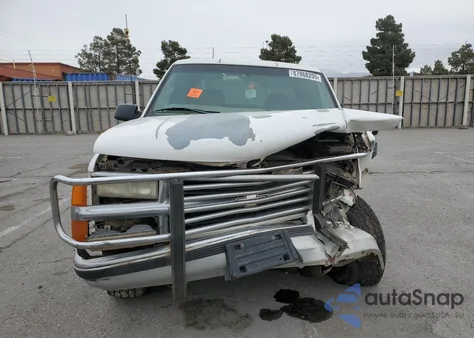 1998 Chevrolet Gmt-400 C3500 z USA, uszkodzony, nr VIN 1GCGC33R6WF062753